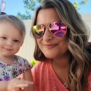 Meet your Posher, Kimberly